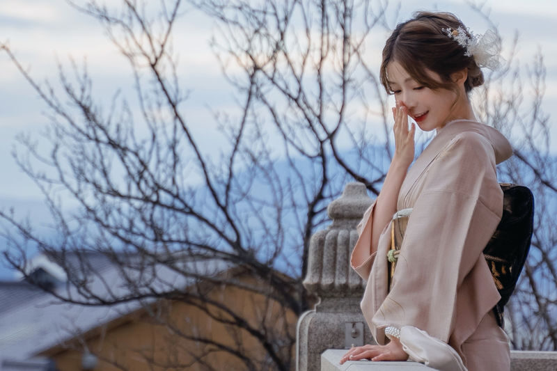 Kyoto Kimono Rental Experience & Japanese Style Makeup & Photo Shoot (Ookini Fushimi Inari Store) - Take the outfit out around Fushimi Inari