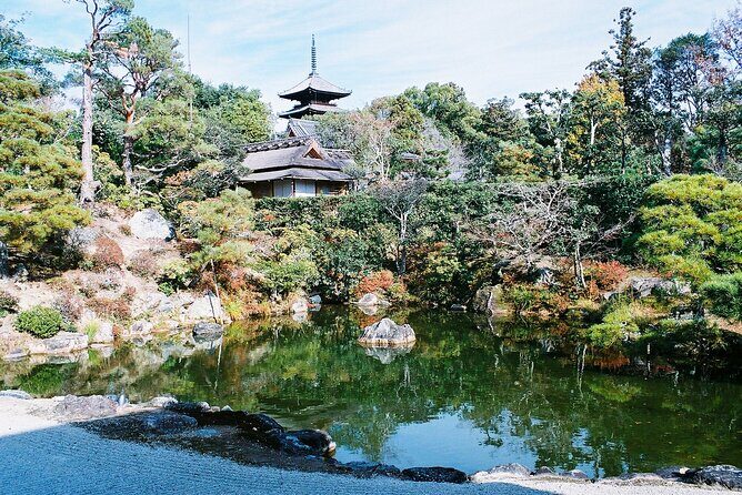 Kyoto: Kinkaku-ji Temple & Serene Garden Guided Tour with Tickets - The Sum Up