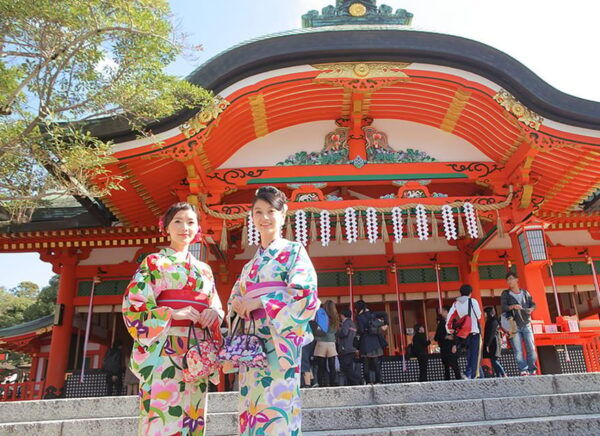 Kyoto Kiyomizu-dera Temple : Kimono Rental SHIKI SAKURA - Exploring Kyoto in a Kimono