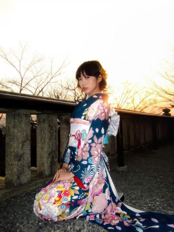 Kyoto Kiyomizu-dera Temple | Kimono, Yukata, Furisode Rental Experience, Japanese Makeup, Photography Service | (2-minute walk to Kiyomizu-dera Temple) - Getting dressed beside Kyoto’s famous temple