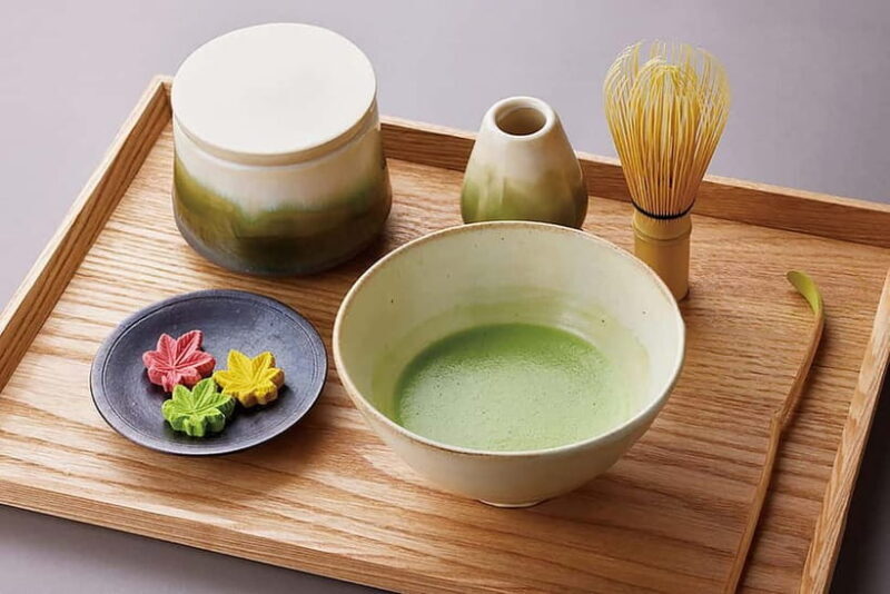 Kyoto : Maiko or Samurai or KimonoRental & Tea ceremony - Introduction