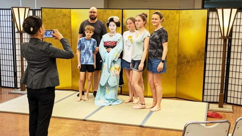 Kyoto: Meet-and-Greet, Maiko Show and Experience - FAQs