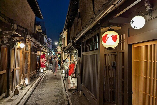 Kyoto Night Walking and Food Tour - Small Group - Good To Know