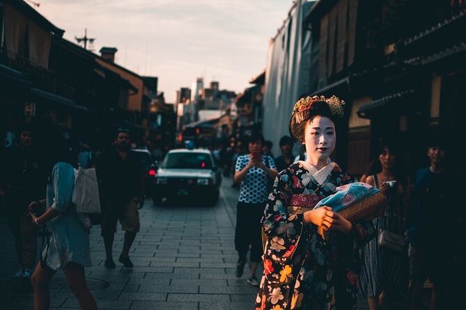 Kyoto Night Walking Tour Gion - Stories of Geisha - Highlights of the Gion District
