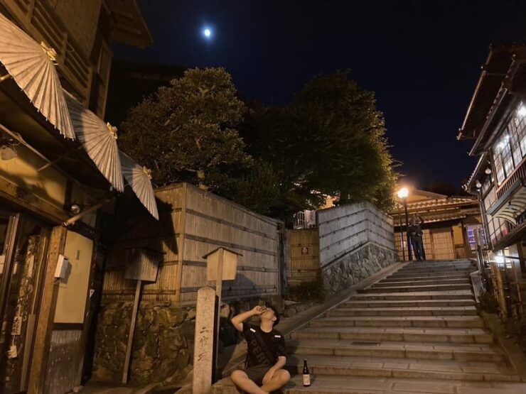 Kyoto: Nighttime Walking Tour in Gion Area With Sake in Hand - Good To Know