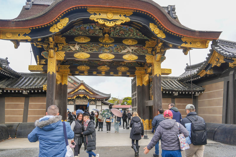 Kyoto: Nijo, Bamboo Grove, Golden Pavilion & Fushimi Inari Bus Tour - Before you book: timing, meeting point and comfort