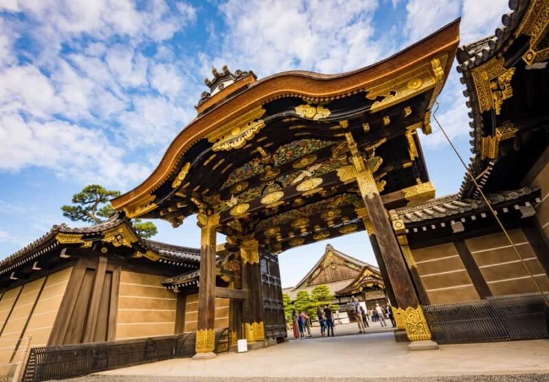 Kyoto. Nijo Castle, Imperial Palace and Geisha Dance Tour - Exploring Kyoto’s Heritage: Nijo Castle, Imperial Palace, and Geisha Dance Tour