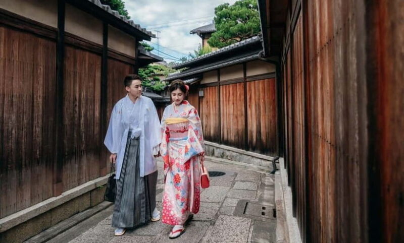 Kyoto: Ninenzaka Customized Photo Shoot with Photographer - The Photos and Delivery