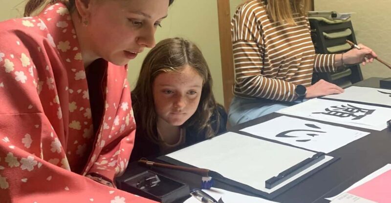 Kyoto Ninenzaka : Japanese Calligraphy Class in Townhouse - Who Will Love This Experience?