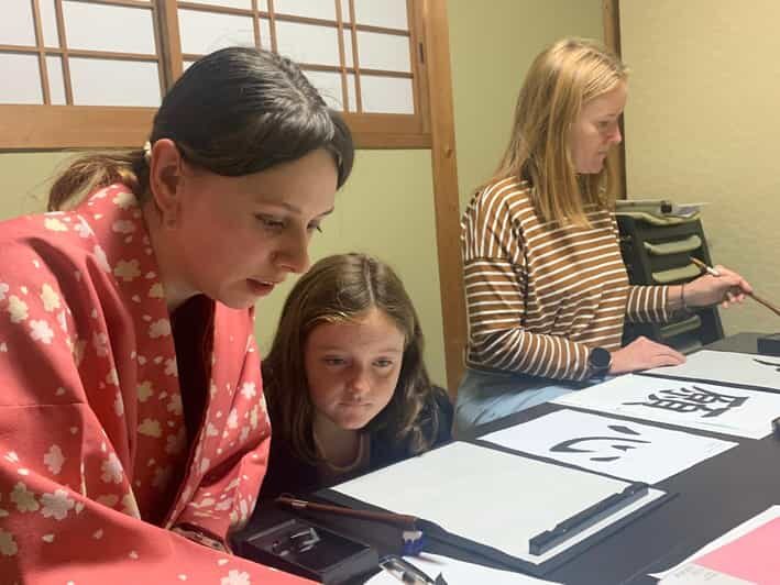 Kyoto Ninenzaka : Japanese Calligraphy Class in Townhouse - The Sum Up
