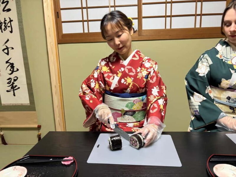 Kyoto Ninenzaka: The Art of Kazarimaki Sushi Rolls Class - Who Would Love This Class?