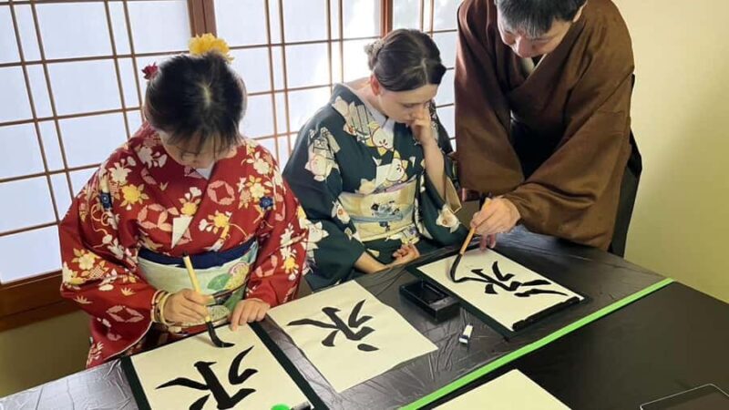 Kyoto Ninenzaka : ZEN Calligraphy Scroll Experience - Who Will Love This Experience?