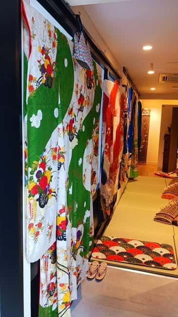 Kyoto: Nishiki Market Tea Ceremony with Koto Performance - Good To Know