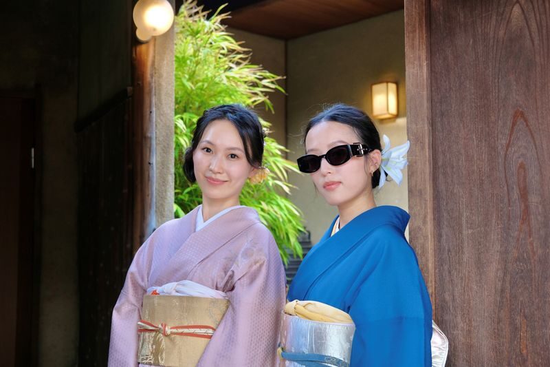Kyoto Photography Tour (Yasaka Shrine, Yasaka Koshindo, Yasaka Pagoda, Kiyomizu-dera Temple) - The Photos, Editing and Social Media
