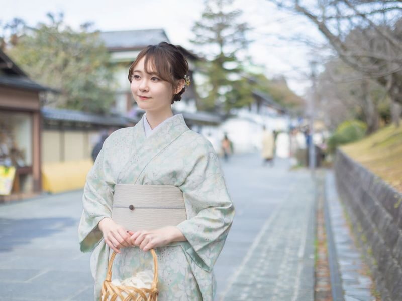Kyoto Premium Silk Kimono Rental - Authentic Experience with Full-Set & Hair Styling - At a glance: what makes this Kyoto kimono rental useful