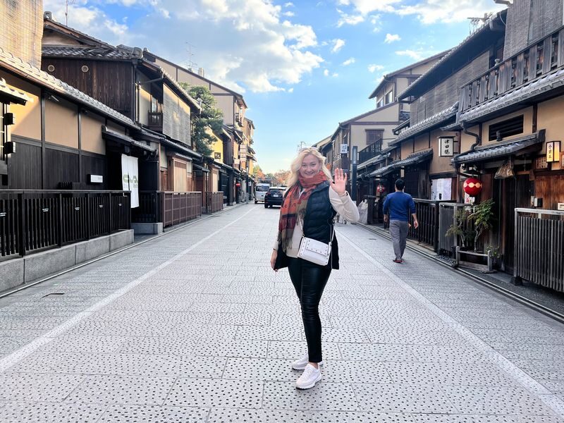 Kyoto Private Guided Tour: One Day Highlights and Cultural Gems - Kenninji Temple offers a quieter pause