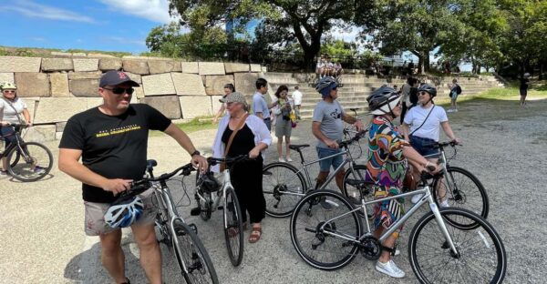 Kyoto: Rent a Touring Bike in Kyoto and Return in Osaka! - Local Attractions to Explore