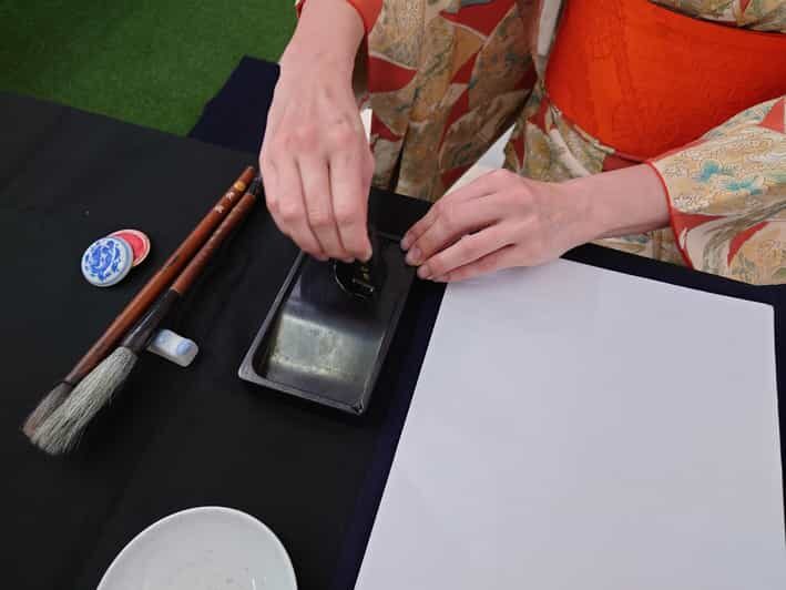 Kyoto: Sumi Ink and Brush Calligraphy Experience - Practical Details & Tips