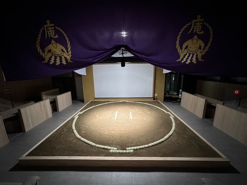Kyoto Sumo Experience with Rikishi Challenge with Meal - What happens during the 90-minute show