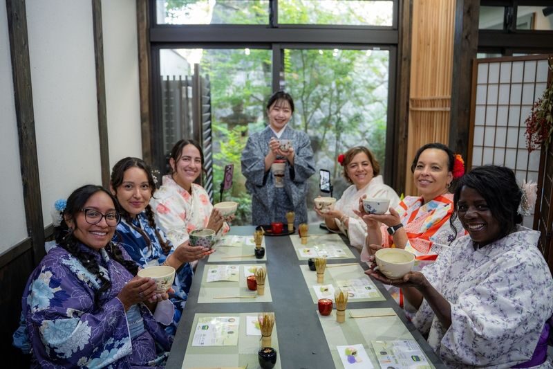 Kyoto Tea Ceremony & Matcha Making TIA KiyomizuChawanzakaShop - Pair it with Kiyomizu-dera