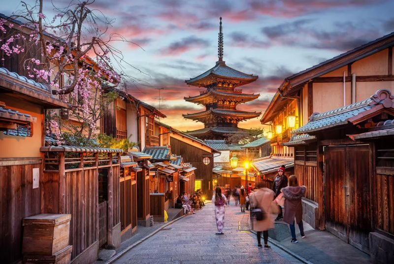 Kyoto: Tour al atardecer por Gion y el distrito de las geishas - Key points