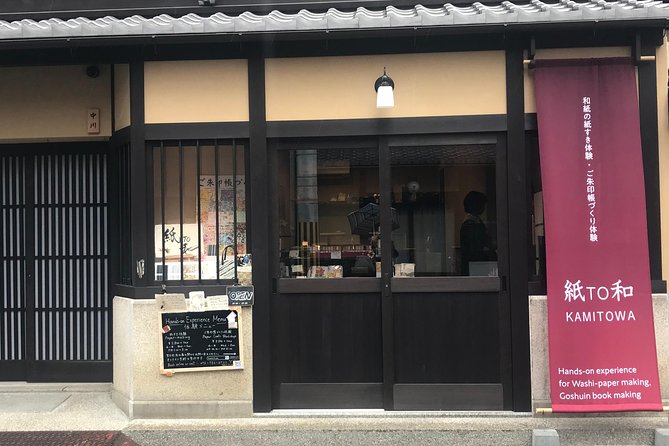 Kyoto - Traditional Japanese Washi Papermaking - Designing With Seasonal Pressed Flowers