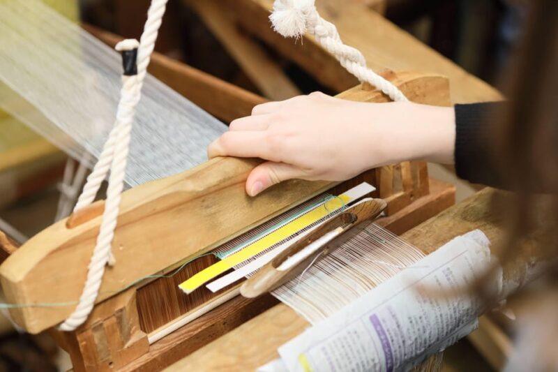 Kyoto: Try Nishijin Weaving in the Oldest Geisha District - Exploring Kyoto’s Oldest Geisha District