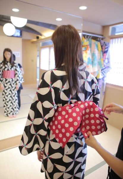Kyoto:Kiyomizu-Dera Temple Rent a Kimono and Ride a Rickshaw - Experience Highlights