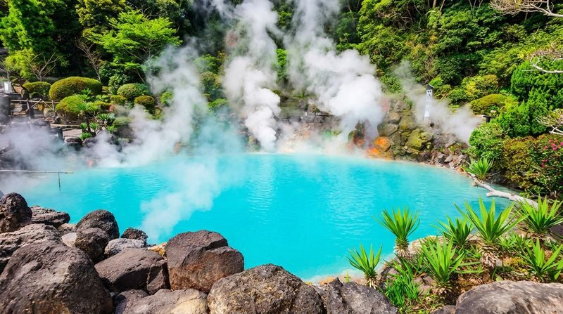 Kyushu Beppu | Nyorin-ji Temple & Mount Yufu & Yufuin & Lake Kinrin & Hell Tour One-Day Trip - Yufuin gives you two hours to eat, browse and choose