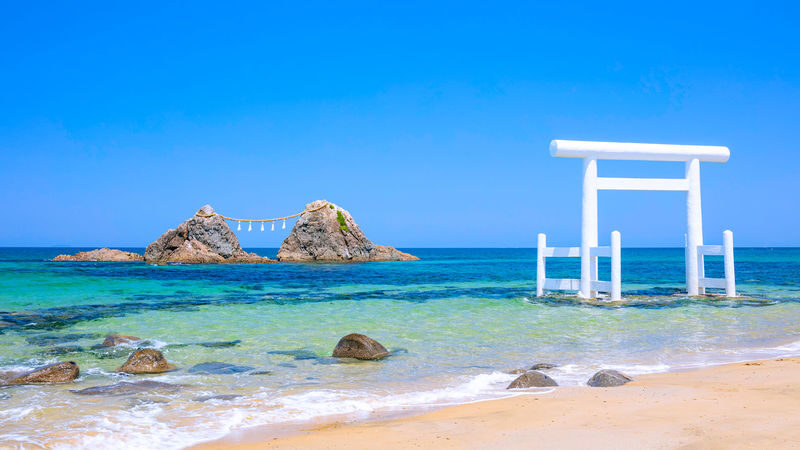Kyushu Fukuoka Itoshima customized itinerary chartered car day trip/multi-day trip: Shiraito Falls, Sakurai Futamiura Couple Rocks, Sakurai Shrine, Dazaifu Tenmangu Shrine, Nanzoin Temple - At a glance