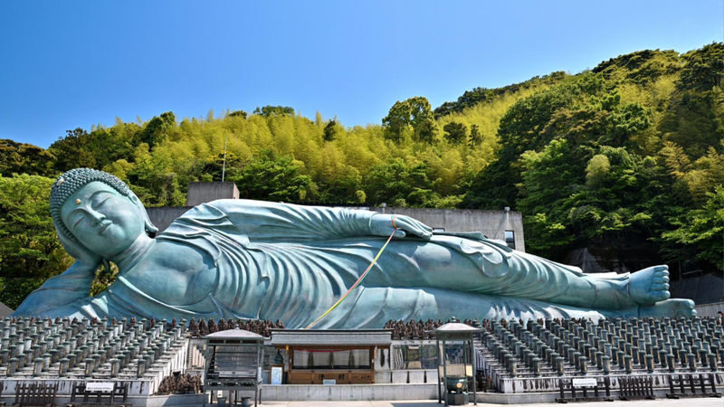 Kyushu Fukuoka Itoshima customized itinerary chartered car day trip/multi-day trip: Shiraito Falls, Sakurai Futamiura Couple Rocks, Sakurai Shrine, Dazaifu Tenmangu Shrine, Nanzoin Temple - What the price covers, and what it does not