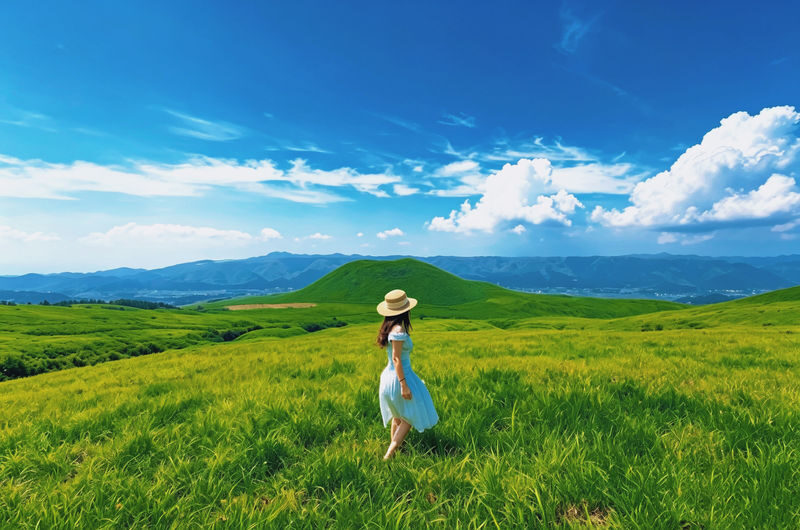 Kyushu Hiking Tour | Kamishikimi Kumanoimasu Shrine & Mount Aso Kusasenri & Kurokawa Onsen & Free Crater Shuttle Bus (Departing from Kumamoto/Fukuoka) - A full Kyushu day, with a volcano caveat