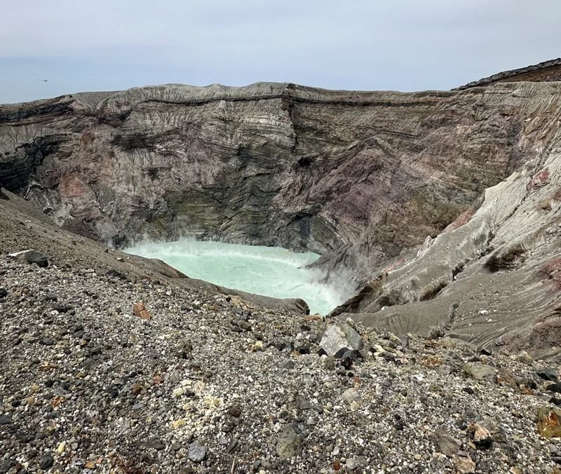 Kyushu Hiking Tour | Kamishikimi Kumanoimasu Shrine & Mount Aso Kusasenri & Kurokawa Onsen & Free Crater Shuttle Bus (Departing from Kumamoto/Fukuoka) - Timing, language and a few useful preparations