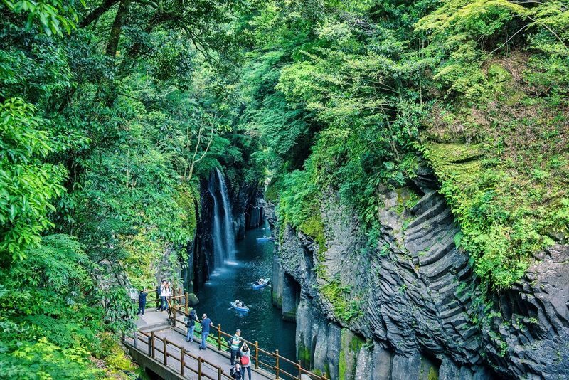 Kyushu Private Charter: Fukuoka, Yufuin, Beppu, Kumamoto, Aso, Takachiho, etc. (Customized itinerary available) - Make the call before you book