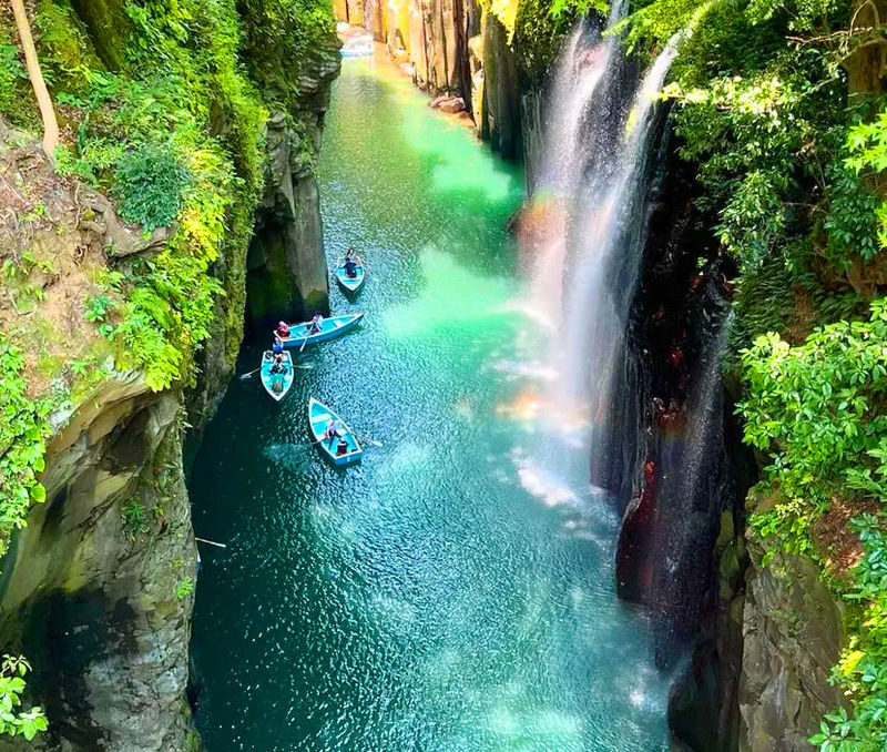 Kyushu Takachiho Secret One-Day Tour: Takachiho Railway + Takachiho Gorge (Boat Experience) + Amano Iwato Shrine - Why Takachiho is worth the long ride