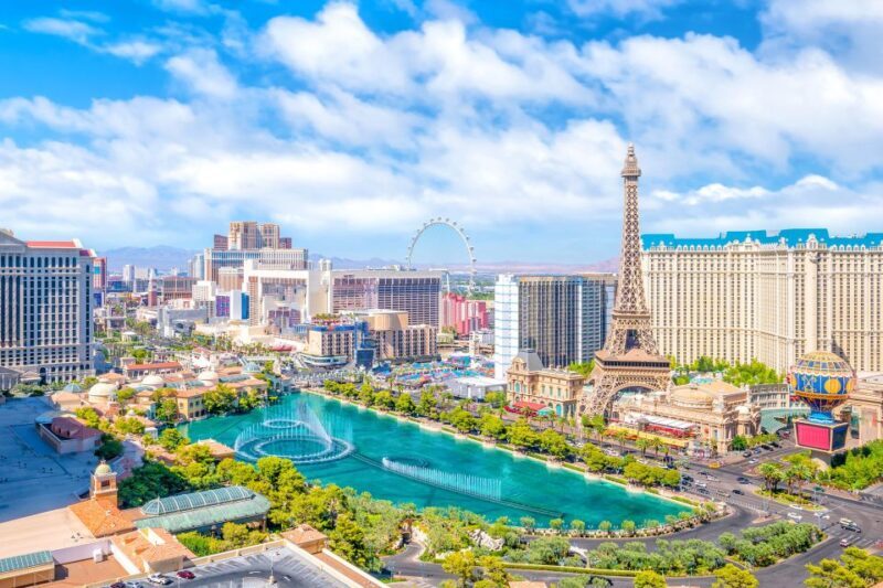 LA: 2-Day Las Vegas Tour with Hoover Dam & Accommodation - Who Should Consider This Tour?