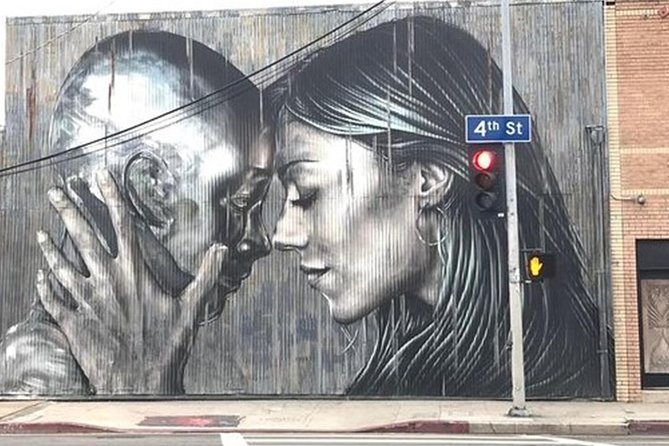 LA Arts District Tour - Learning About Local History and Creatives
