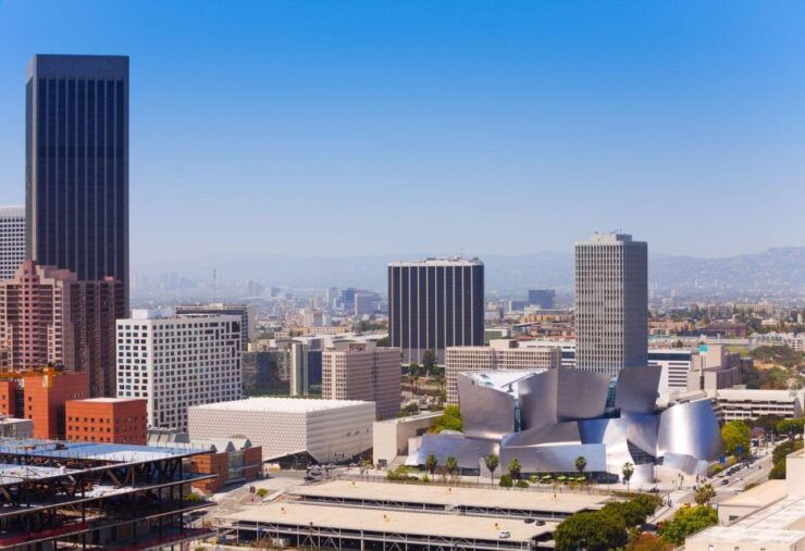 LA: Broad Museum & Downtown Walk In-App Audio Tour - Duration and Languages