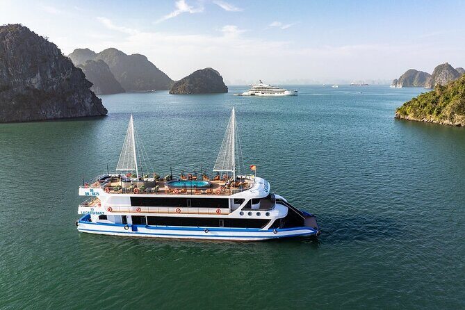 La Casta Halong 5-Star Day Cruise, Buffet, Cave, Kayak & Jacuzzi - Luon Cave: Kayaking and Serenity