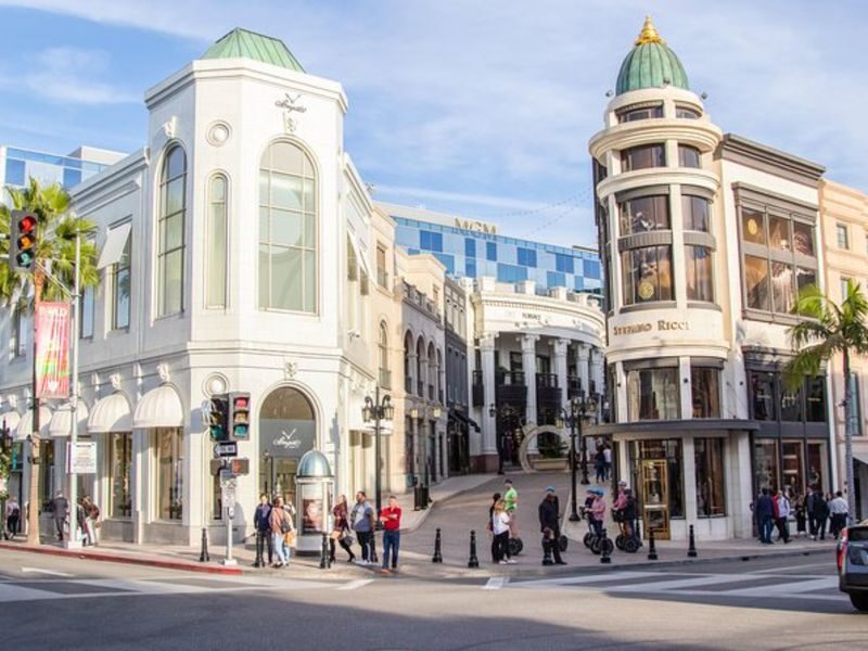 LA City and Beaches Iconic Day Tour with Optional Transfers - Santa Monica Pier and Venice Beach