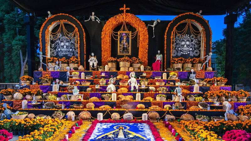 La Crucecita: Guided Day Of The Dead Festival Tour Sun Nov 2 - Discover the Day of the Dead in La Crucecita