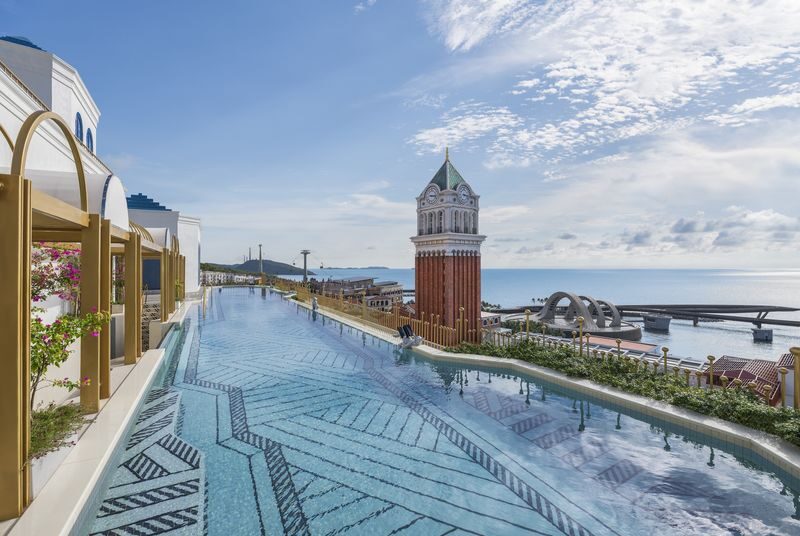 La Festa Phu Quoc Resort Experience Day Pass - Using the VND 750,000 credit well