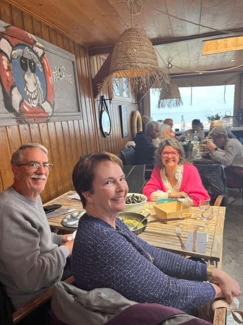 La Flotte : French lesson in a café and guided tour. - Good To Know