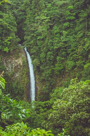 La Fortuna Waterfall Hike & Farm Lunch - Logistics