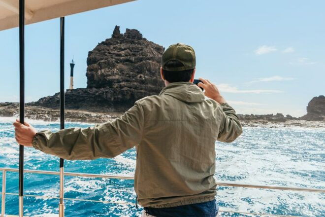 La Graciosa: Island Cruise With Lunch and Water Activities - Welcome Mojito and Exploration of Caleta De Sebo