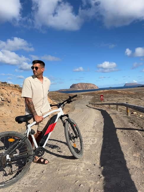 La Graciosa: Rent your ELECTRIC BIKE and explore the island at your own pace. - Good To Know