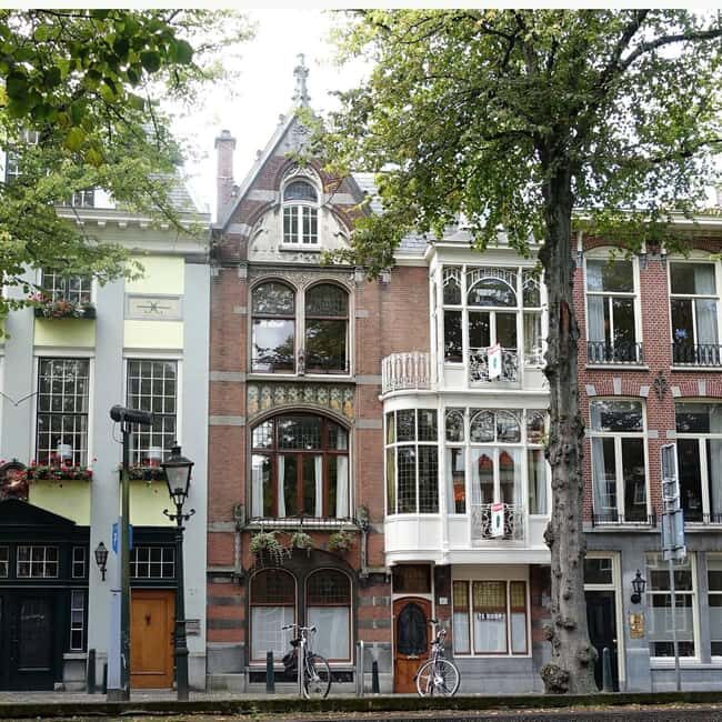 La Haye: "Art Nouveau" guided tour - Value and Practical Details