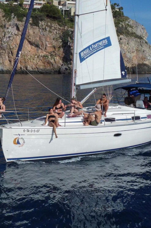 La Herradura: Sailing and Dolphin Watching Tour - Good To Know