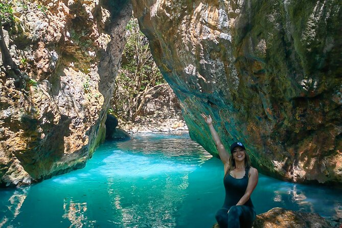 La Leona Waterfall Hike Private Experince - Private Tour Highlights