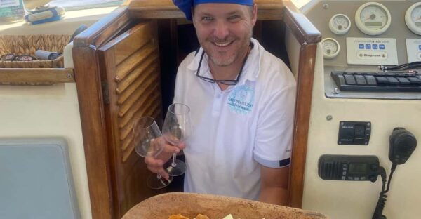 La Maddalena Archipelago: Boat Tour on Board Mitica - Group Size and Exclusivity